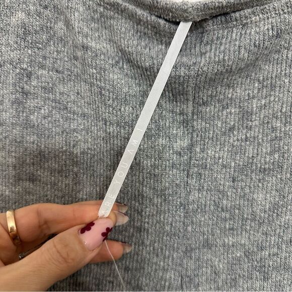 ARE YOU AM I Gray Leggings - Picture 4 of 6